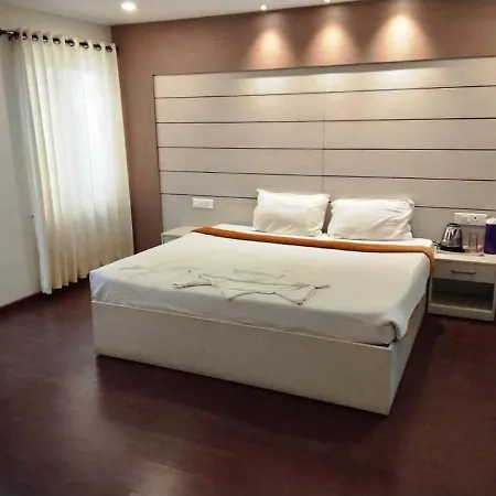 Dew Drop Inn-2
